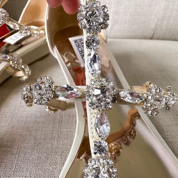 Badgley Mischka Cream Rhinestone Terry Wedge Sandals Size 10 - Picture 5 of 12